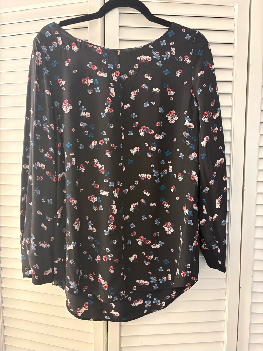 Banana Republic Black Long-Sleeve Floral Top with Red & Blue Flowers